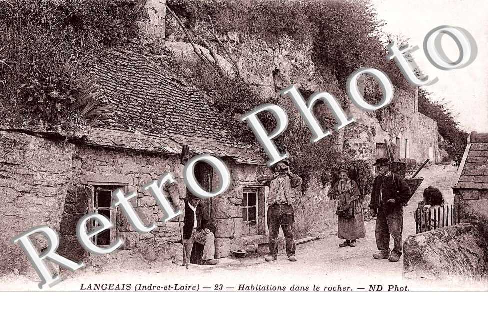 habitations dans le rocher