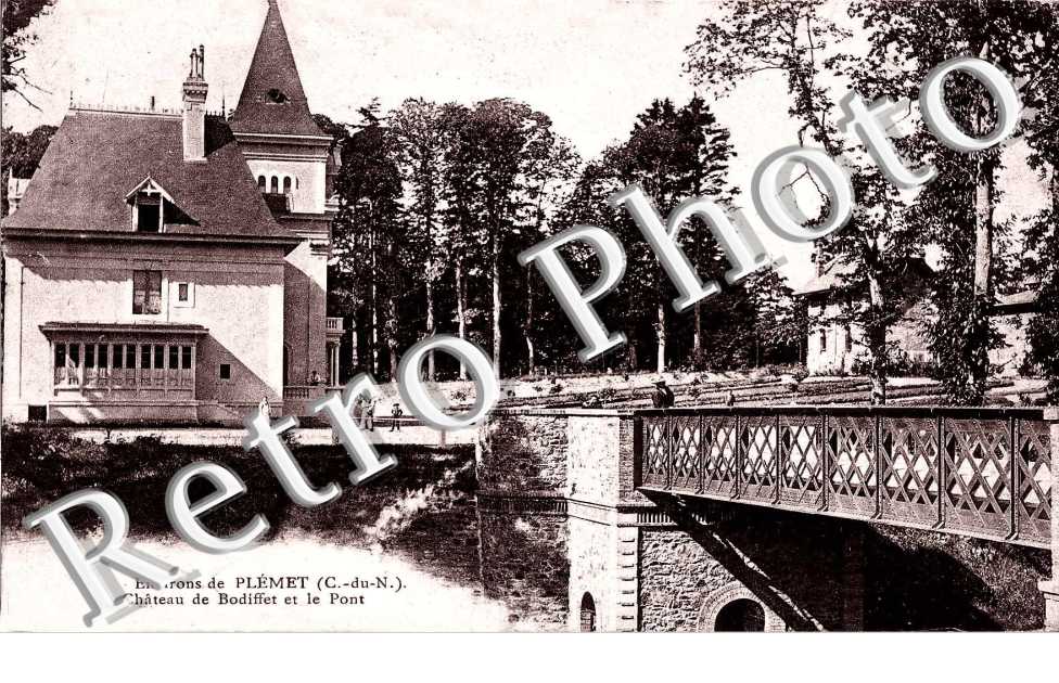 chateau de Bodiffet et le pont