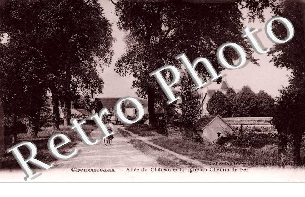 Allée du Château et la ligne de chemin de fer