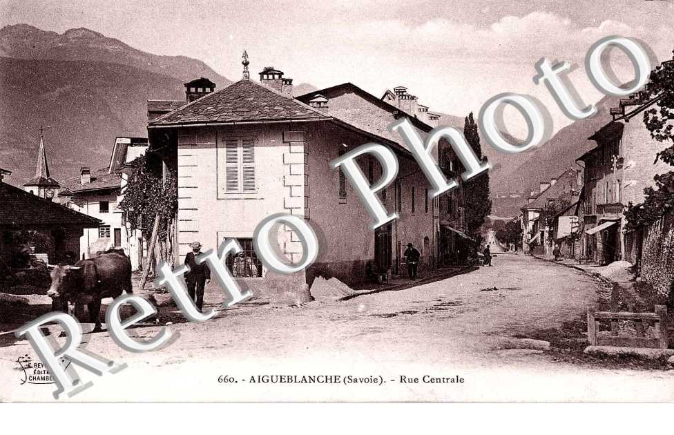 Rue centrale