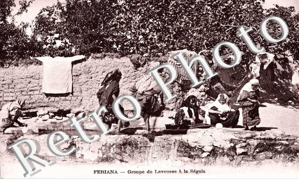 Groupe de Laveuse a la Seguia