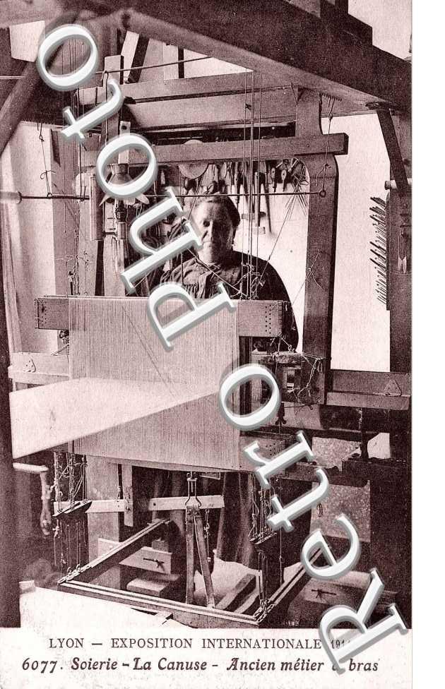 Exposition internationale 1914 - Soierie - La Canuse - Ancien metier a bras