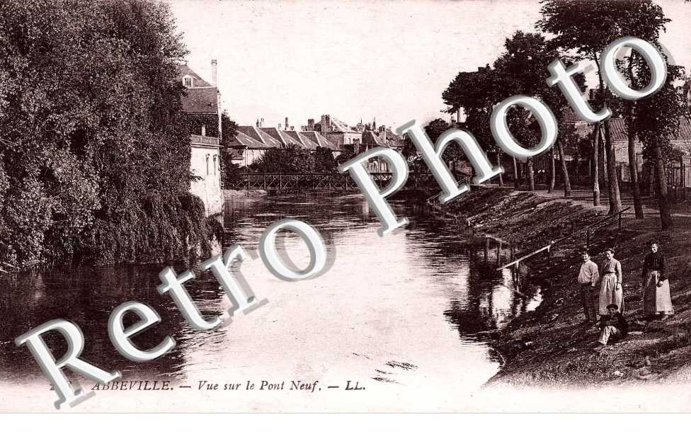 Vue sur le Pont neuf