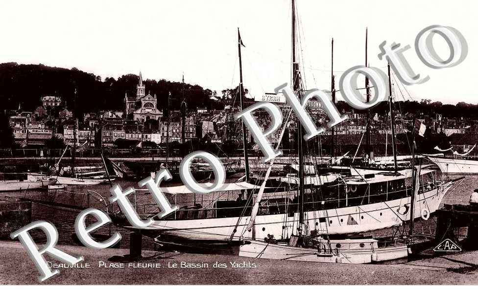 plage fleurie, le bassin des yachts