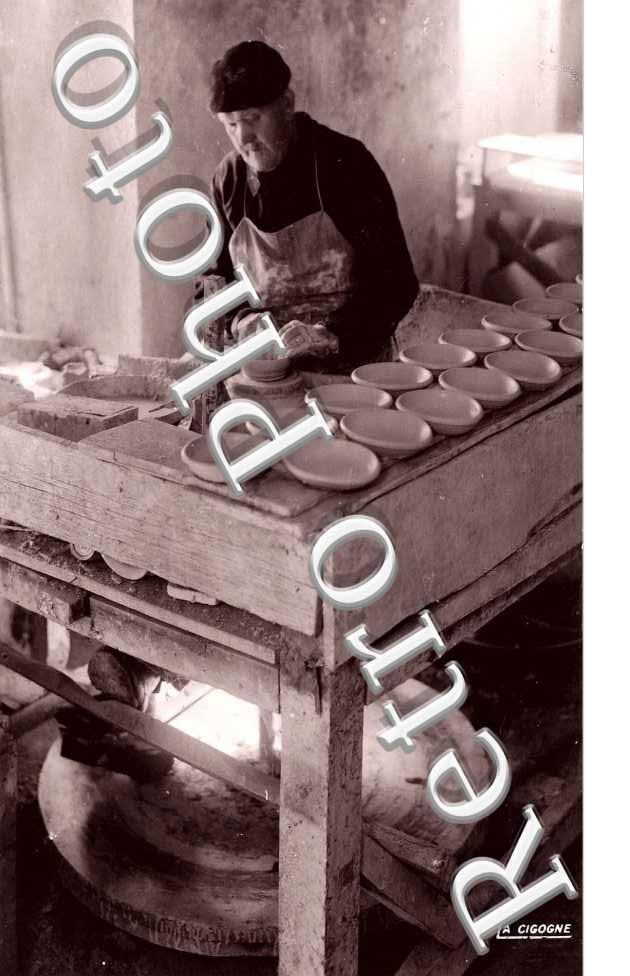 un potier (photo)
