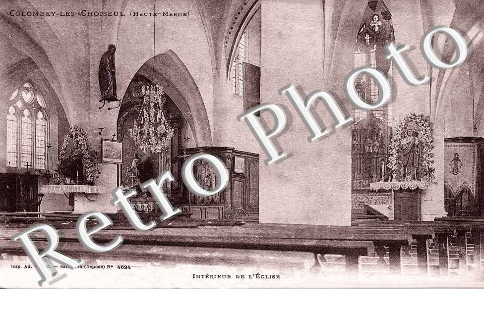 Interieur de l'eglise