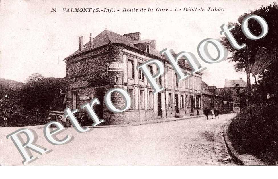 Route de la Gare - le debit de tabac.