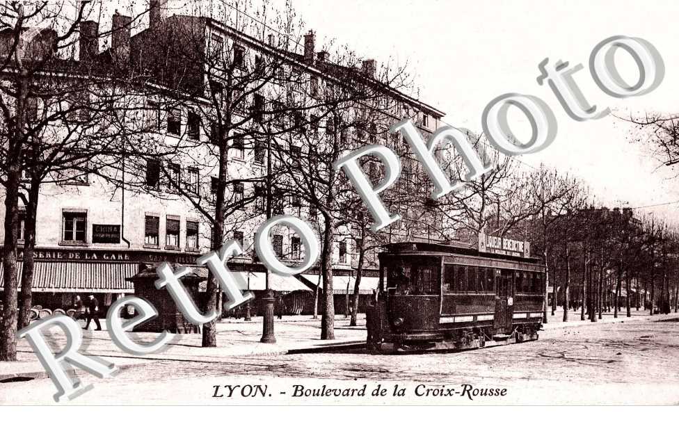 CROIX ROUSSE BOULEVARD DE LA CROIX ROUSSE