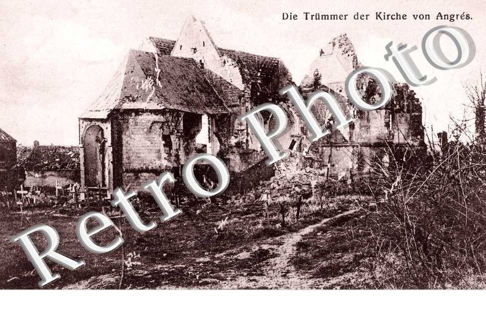 DIE TRUMMER DER KIRCHE VON ANGRES