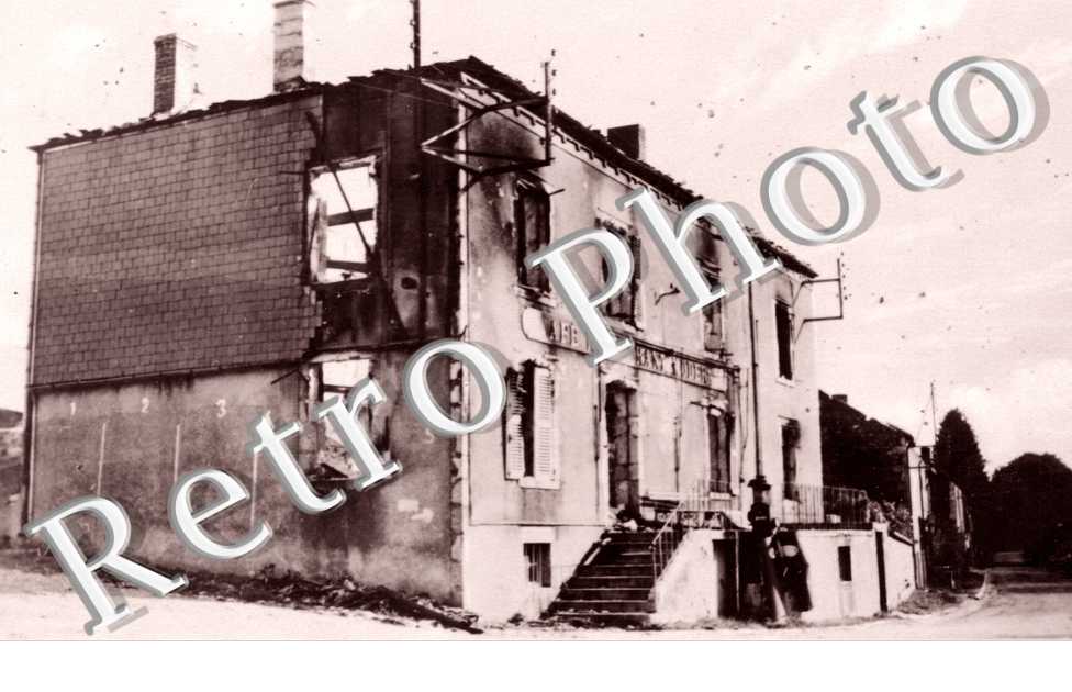 Hotel Moderne ruine par les Allemands 25 juin 1944