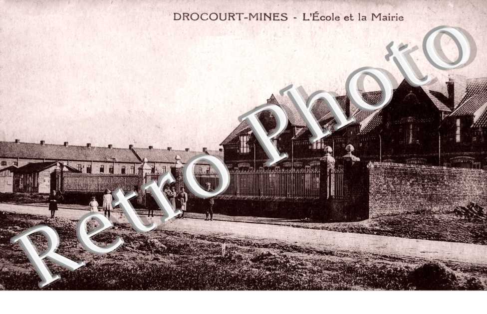 l'ecole et la mairie