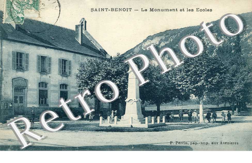 le Monument et les Ecoles