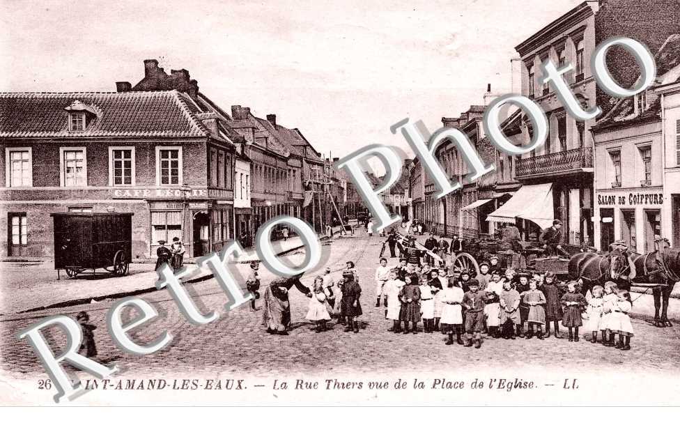 LA RUE DE THIERS
VUE DE LA PLACE DE L'EGLISE