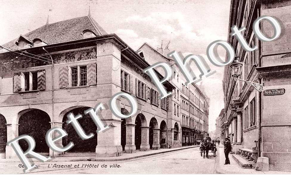 L'Arsenal et l'Hotel de Ville.