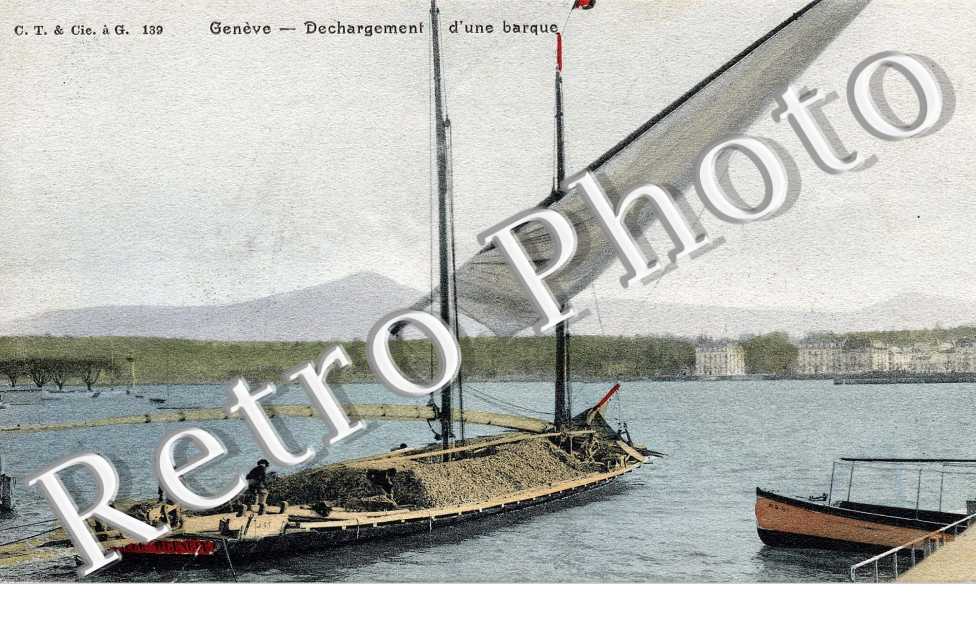 Dechargement d'une barque