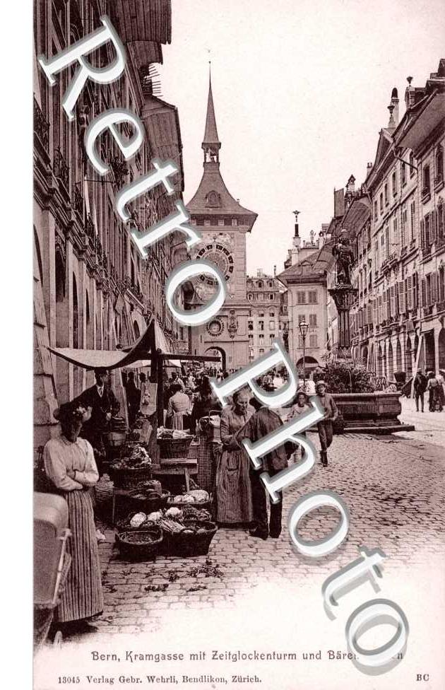 Kramgasse mit Zeitglockenturm und Barenbrunnen