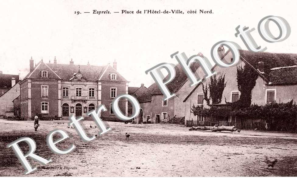 place de l'hotel de ville, cote nord