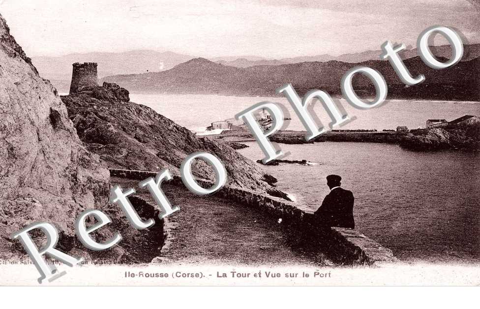 la tour et vue sur le port