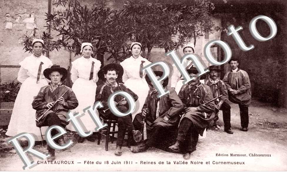 Fête du 18 Juin 1911 - Reines de la Vallée Noire et Cornemuseux