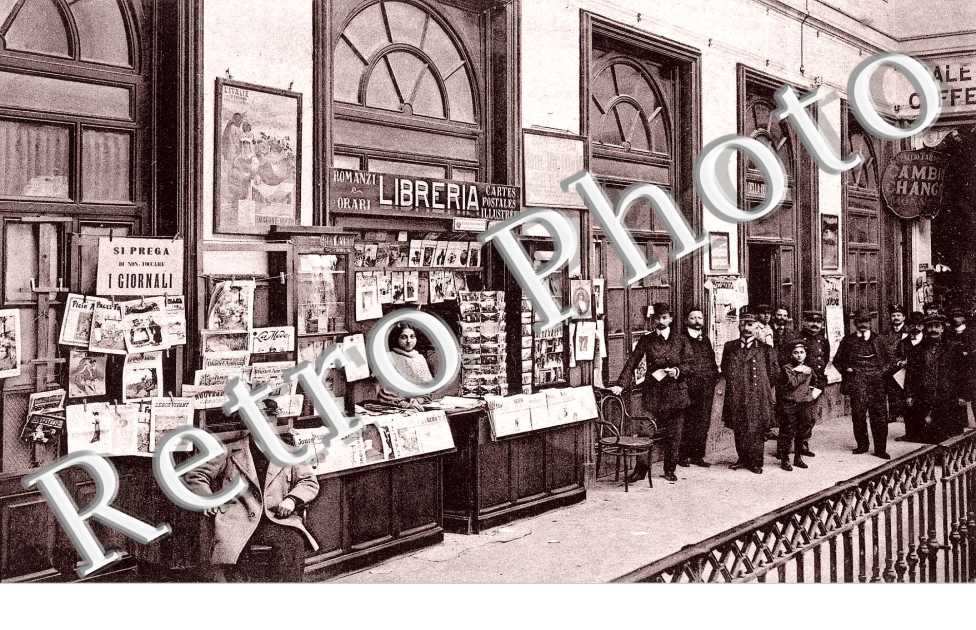 Libreria - interno della stazione