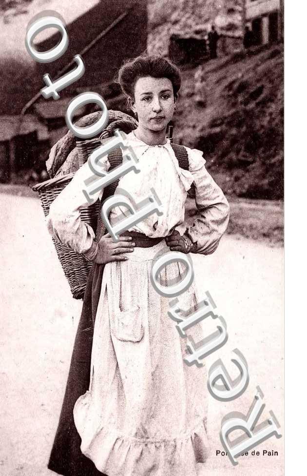 PORTEUSE DE PAIN