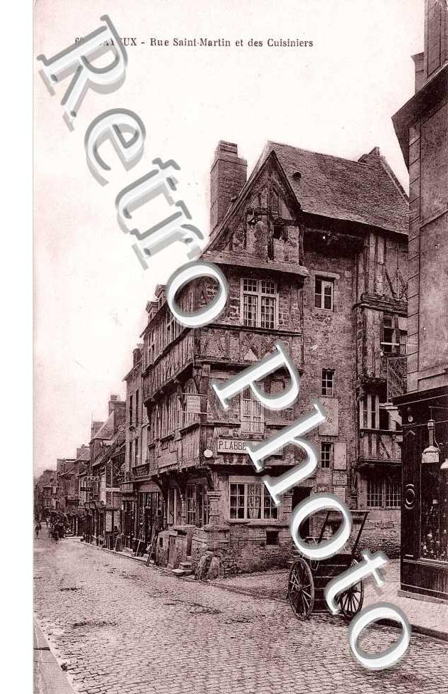 Rue Saint Martin et des Cuisiniers