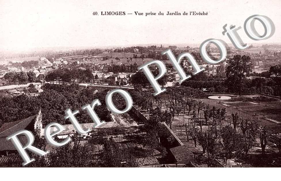 VUE PRISE DU JARDIN DE L'Eveche