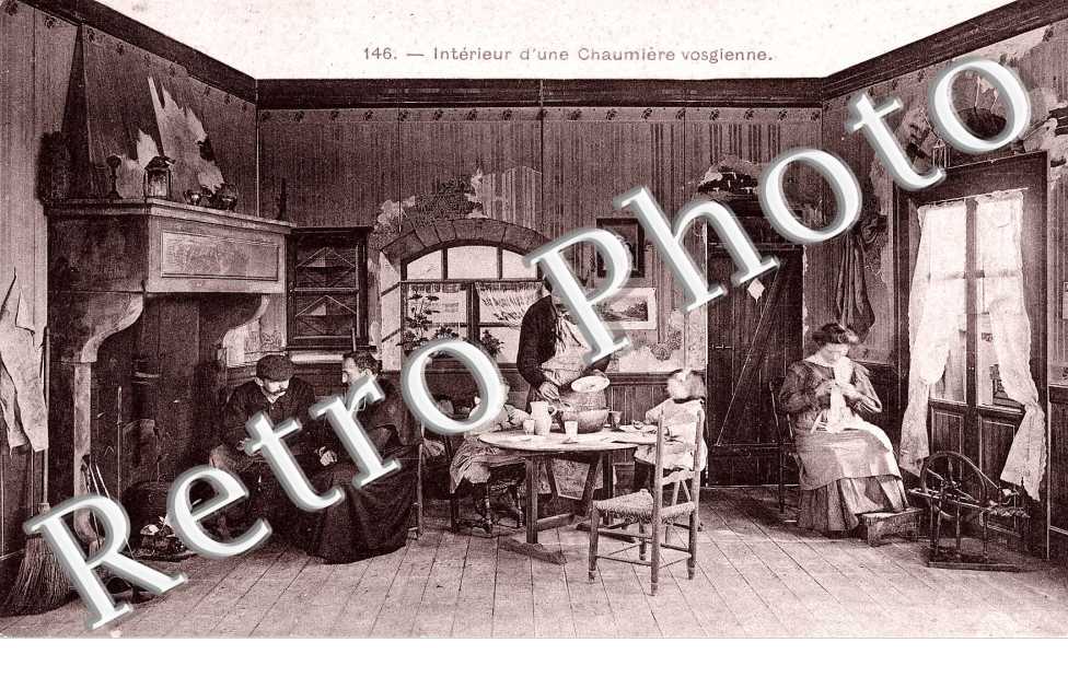 Interieur d'une Chaumiere vosgienne