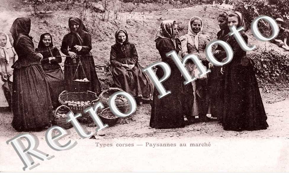 paysannes au marche