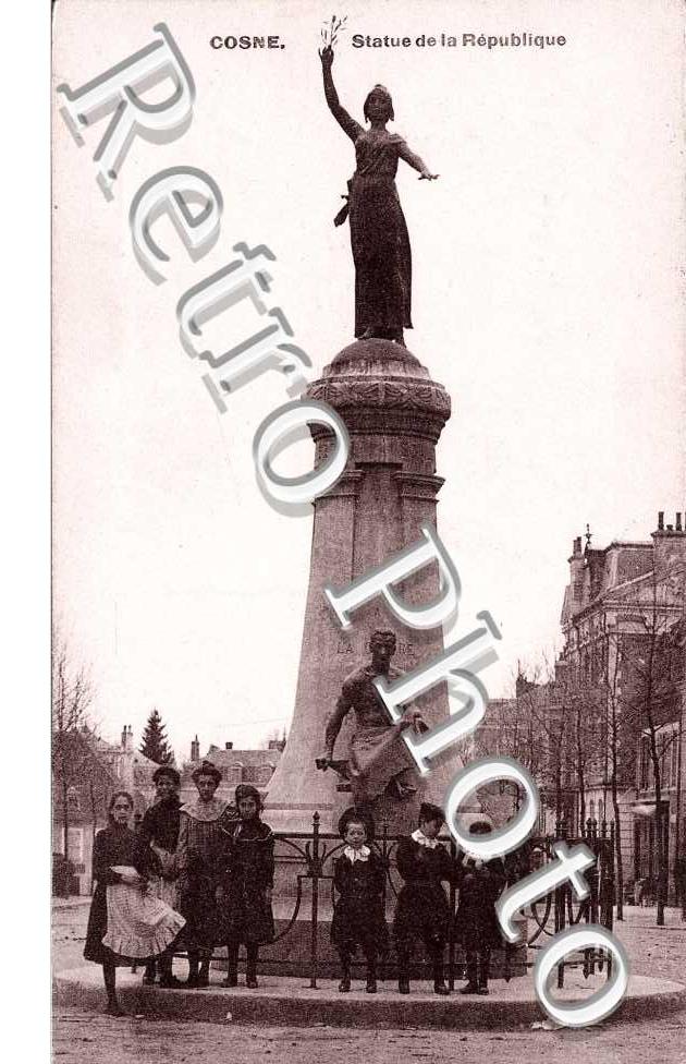 Statue de la Republique