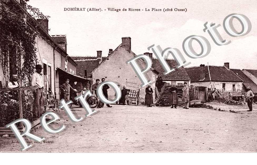 Village de Ricros, la Place