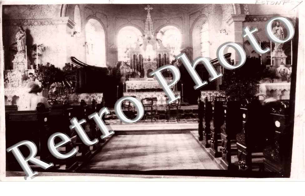 Interieur de l'eglise