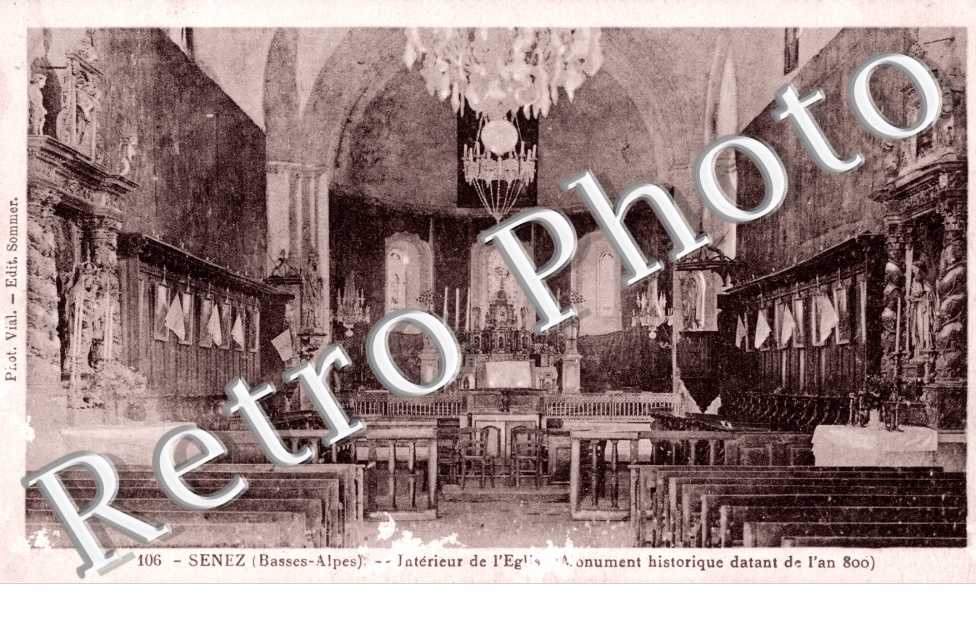 Interieur de l'eglise