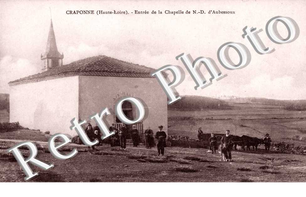 Entree de la Chapelle Notre Dame d'Aubessoux