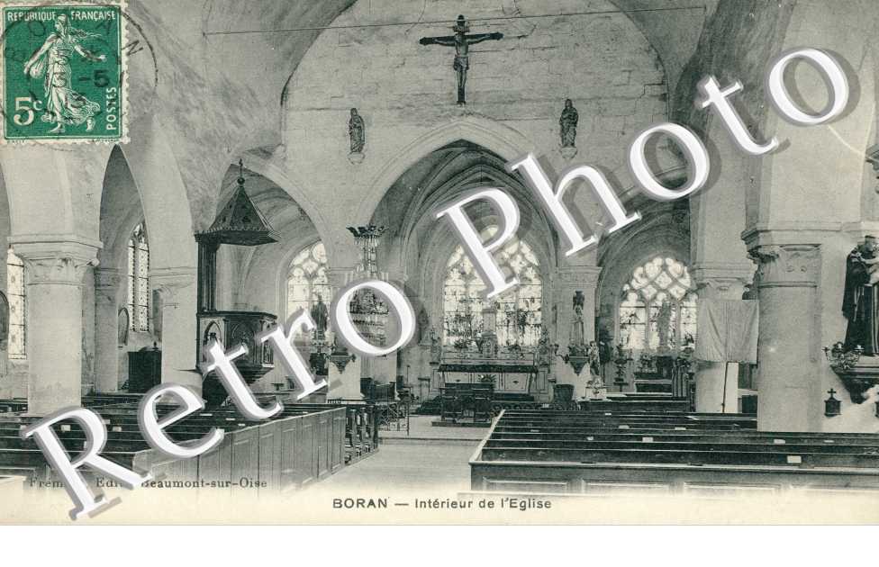 Interieur de l'eglise