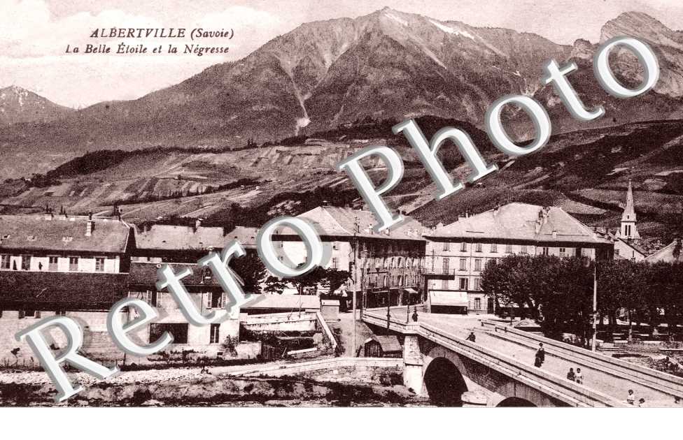 la Belle Etoile et la Negresse