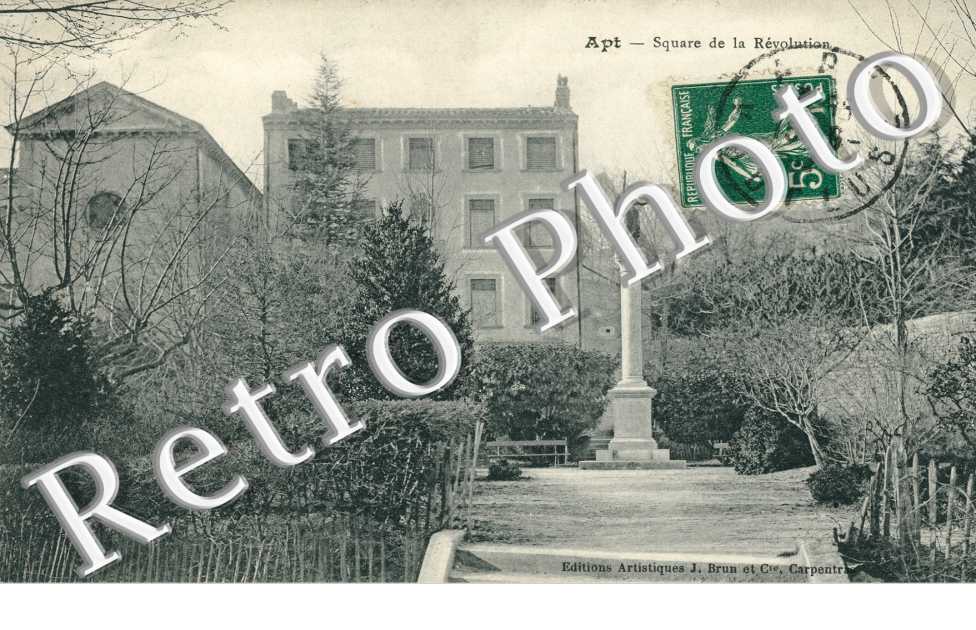 Square de la Révolution