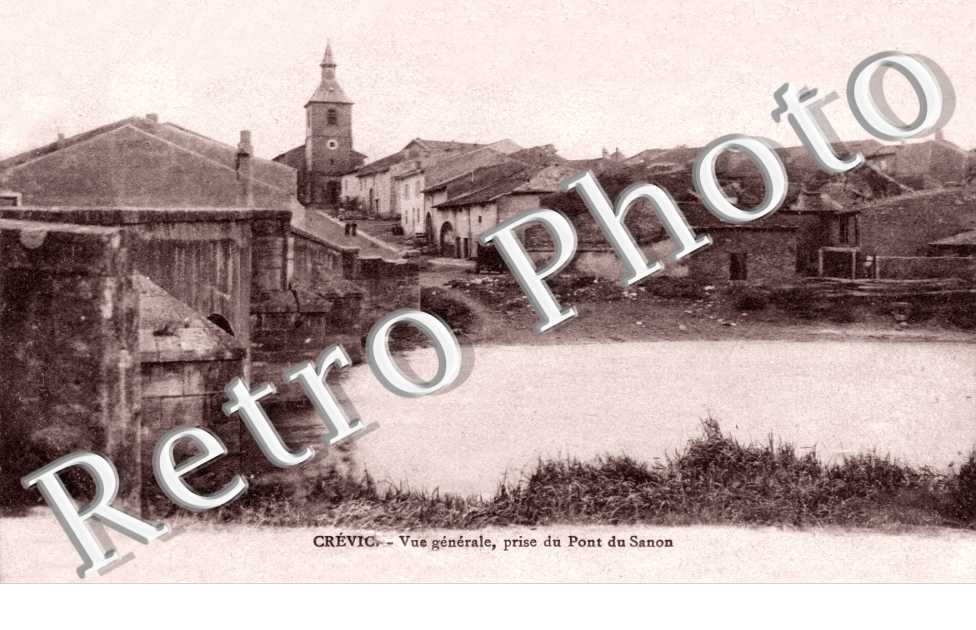 Vue generale prise du pont du Sanon