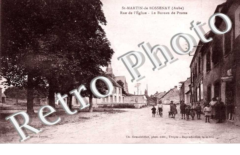 Rue de l'Eglise, le Bureau de Postes