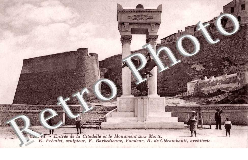 entree de la citadelle et monument aux morts