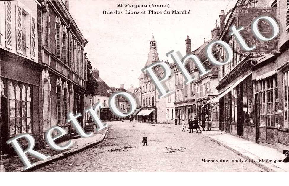 rue des Lions et place du marche