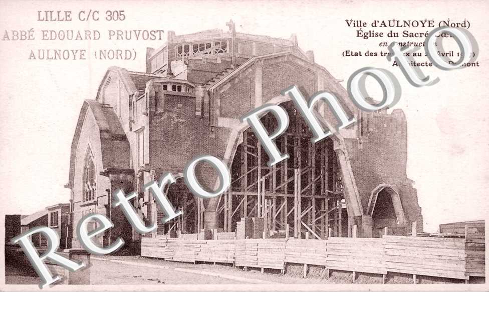 Eglise du SacrCoeur en Construction