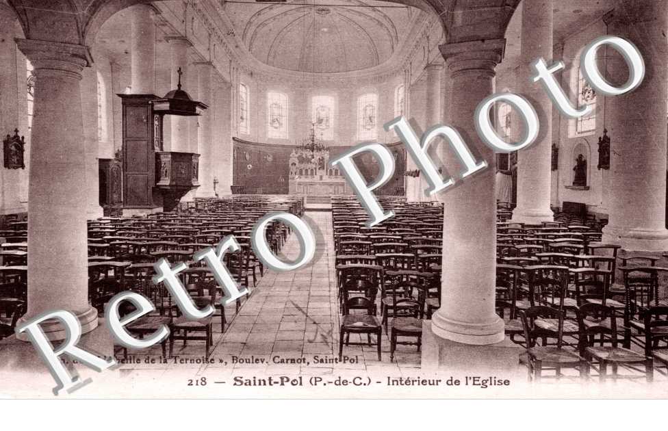interieur de l'eglise