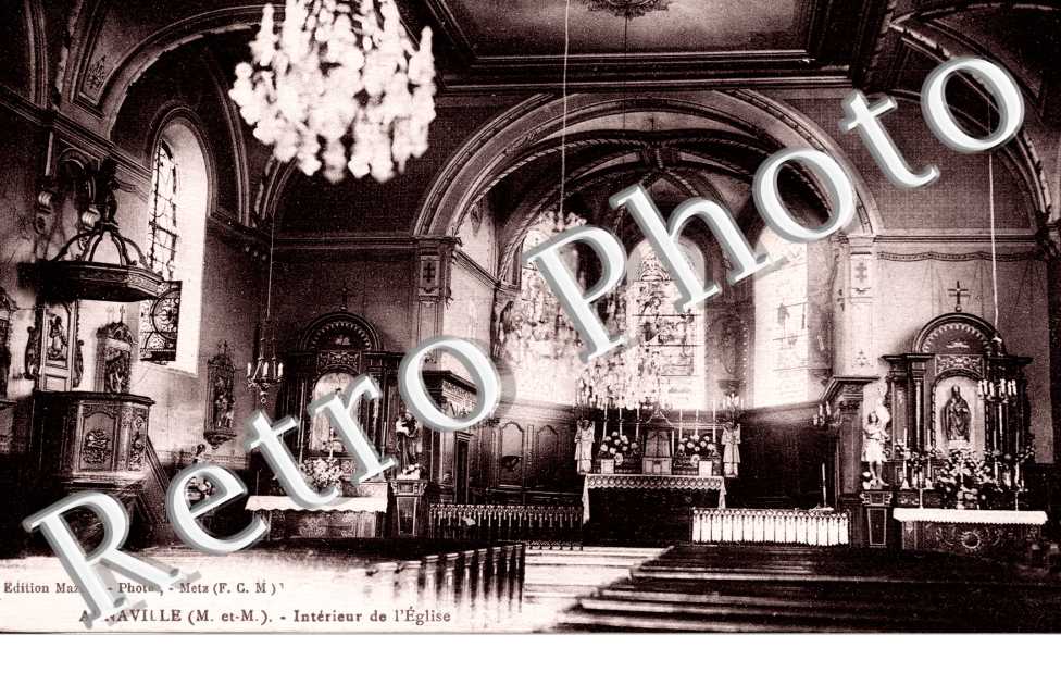interieur de l'eglise