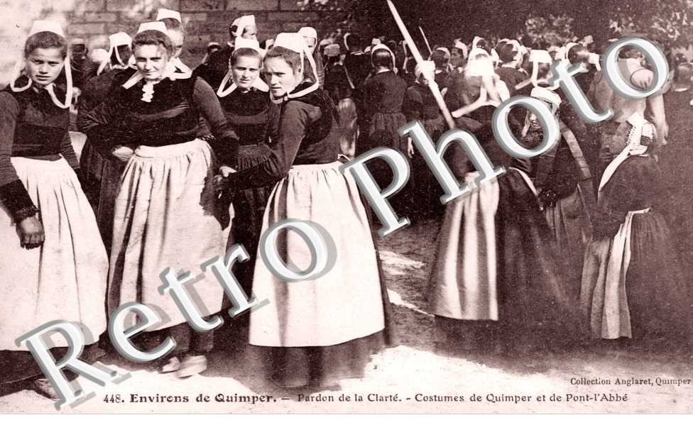 Pardon de la Clarte, Costumes de Quimper et de Pont-l'Abbe