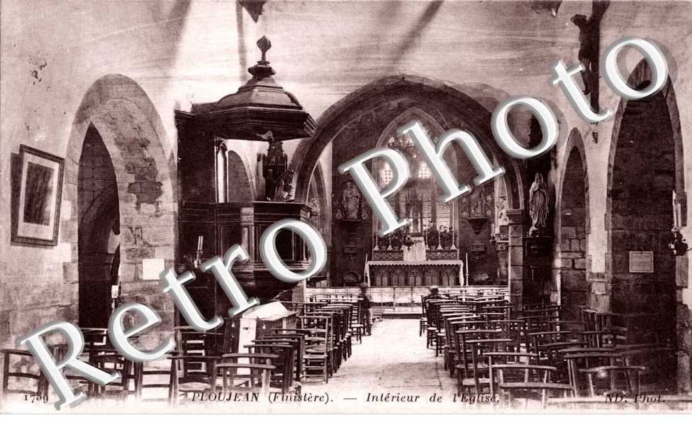 Ploujean, interieur de l'eglise