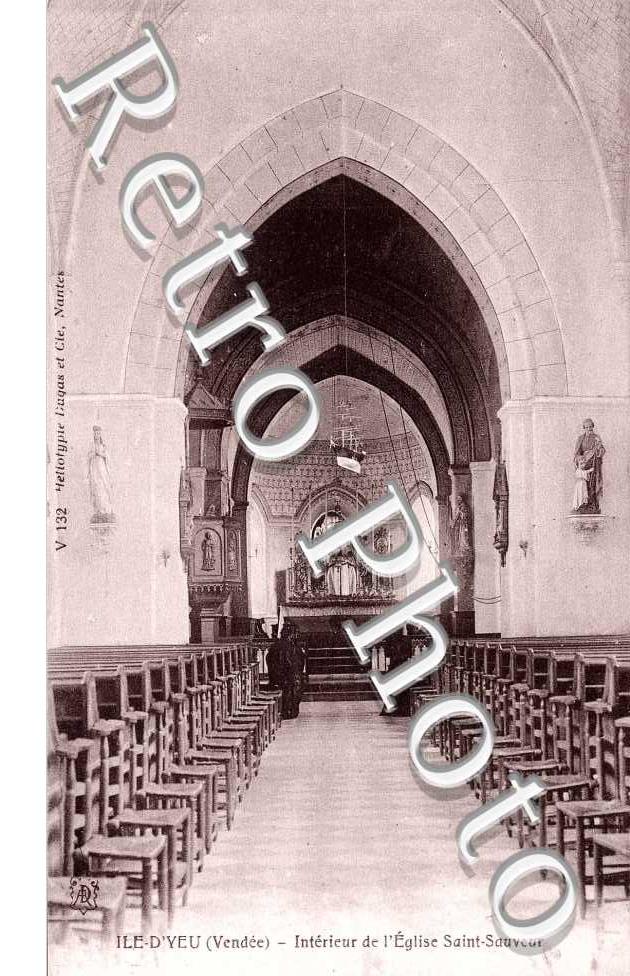 Interieur de l'Eglise saint Sauveur