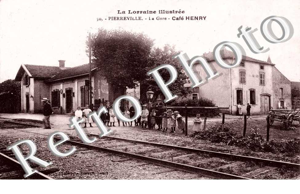 La gare - cafe Henry