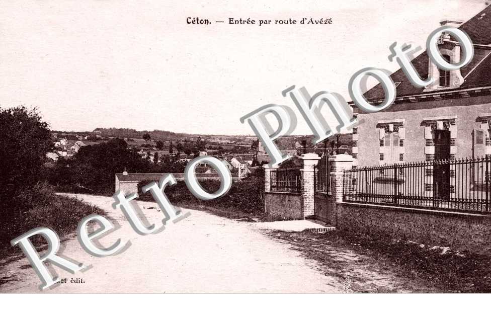 Entrée par route d'Avézé