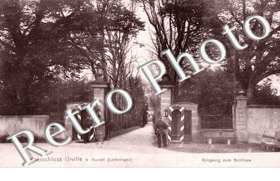 Kaiserschloss Urville  Eingang zum Schloss
